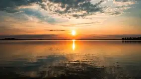 Zachód słońca nad jeziorem Dobskim w Fuledzie, czerwiec 2022 - zdjęcie 1