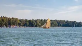 XXIII Zlot Klubu Jacht Oldtimer na zdjęciach Bożeny Klonowskiej - zdjęcie 40