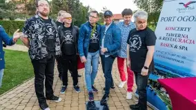 Odsłonięcie gwiazdy w Alei Gwiazd Szantowych w Ognistym Ptaku - Mietek Folk - zdjęcie 17