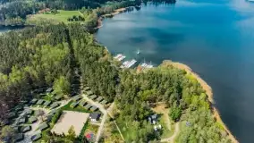 Jezioro Bełdany i miejscowość Kamień z drona, wiosna 2020 - zdjęcie 10