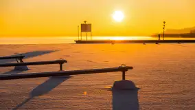 Zimowy wschód słońca w PTTK Wilkasy nad jeziorem Niegocin - zdjęcie 26