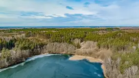 Weekend na dziko nad jeziorem Tyrkło. marzec 2023 r. - zdjęcie 1