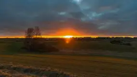 Zachód słońca, z innej perspektywy, marzec 2023 r. - zdjęcie 4