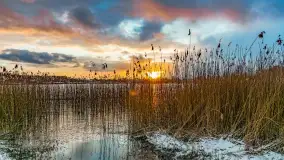 Zachód słońca nad jeziorem Martiany, marzec 2023 r. - zdjęcie 13