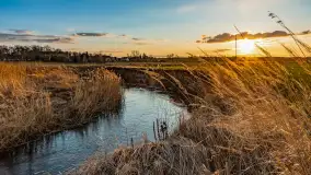 Zachód słońca nad rzeką Guber, kwiecień 2023 r. - zdjęcie 1