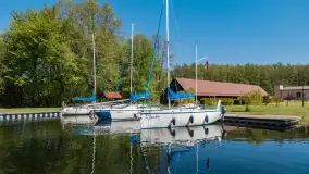 Port Kal Rybaczówka na jeziorem Mamry, maj 2023 r. - zdjęcie 13