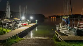 Nocne zdjęcia portu Łabędzi Ostrów, lipiec 2023 r. - zdjęcie 22