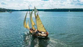 Oldtimery na Kisajnie widoczne z lotu ptaka, sierpień 2023r. - zdjęcie 17