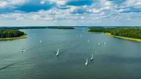 Oldtimery na Kisajnie widoczne z lotu ptaka, sierpień 2023r. - zdjęcie 21