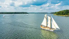 Oldtimery na Kisajnie widoczne z lotu ptaka, sierpień 2023r. - zdjęcie 26