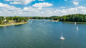 Oldtimery na Kisajnie widoczne z lotu ptaka, sierpień 2023r. - zdjęcie 38