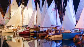 Nocne zdjęcia ze zlotu Oldtimerów w Strandzie, sierpień 2023 r. - zdjęcie 9