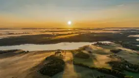 Wrześniowy i mglisty wschód słońca nad jeziorem Mój - zdjęcie 34