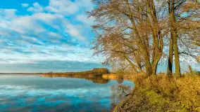 Wschód słońca nad jeziorem Dobskim, listopad 2023 r. - zdjęcie 8