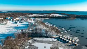 Port w Sztynorcie w zimowej odsłonie pod koniec listopada 2023 r. - zdjęcie 1