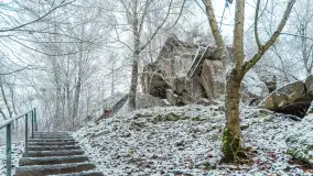 Zwalony most w Kruklankach w zimowej scenerii... bez słońca, listopad 2023 r. - zdjęcie 24