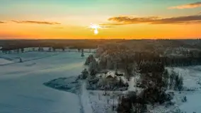 Wschód słońca w okolicach wsi Podlasie, grudzień 2023 r. - zdjęcie 2