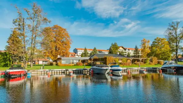 Jesień w Mazurskim Raju nad jeziorem Bełdany, listopad 2023 r.