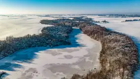 Zimowa rzeka Dajna niedaleko Wilkowa, styczeń 2024 r. - zdjęcie 38