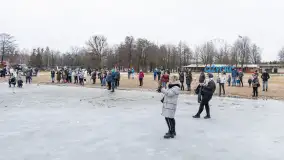 Morsy z Giżycka tradycyjne zatańczyły poloneza, styczeń 2024 r. - zdjęcie 8