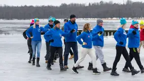 Morsy z Giżycka tradycyjne zatańczyły poloneza, styczeń 2024 r. - zdjęcie 11