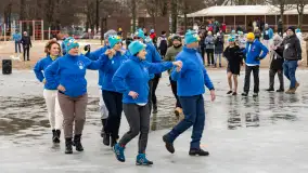 Morsy z Giżycka tradycyjne zatańczyły poloneza, styczeń 2024 r. - zdjęcie 32