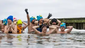 Morsy z Giżycka tradycyjne zatańczyły poloneza, styczeń 2024 r. - zdjęcie 3