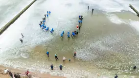 Morsy z Giżycka tradycyjne zatańczyły poloneza, styczeń 2024 r. - zdjęcie 41