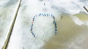 Morsy z Giżycka tradycyjne zatańczyły poloneza, styczeń 2024 r. - zdjęcie 51