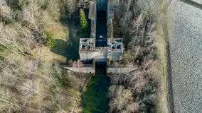 Śluza Leśniewo Górne na zdjęciach z drona, marzec 2024 r. - zdjęcie 5