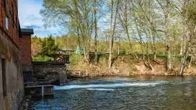 Zabytkowy młyn wodny przy Krutyni, kwiecień 2024 r. - zdjęcie 17