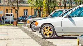 Zlot fanów Mercedesa, Giżycko, kwiecień 2024 r. - zdjęcie 49