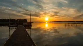 Zachód słońca nad jeziorem Święcajty, kwiecień 2024 r. - zdjęcie 16