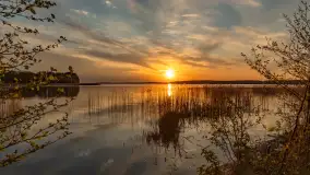 Zachód słońca nad jeziorem Święcajty, kwiecień 2024 r. - zdjęcie 34