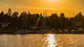 Zachód słońca nad jeziorem Ryńskim z pokładu żaglówki, czerwiec 2024 r. - zdjęcie 13
