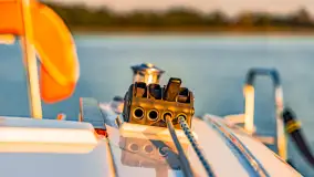 Zachód słońca nad jeziorem Ryńskim z pokładu żaglówki, czerwiec 2024 r. - zdjęcie 19