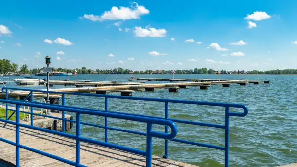 Pomosty pływające Karos – Lider w Budowie Pomostów na Mazurach - zdjęcie 4