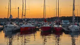 Kilka zdjęć po zachodzie słońca w ekomarinie Giżycko, wrzesień 2024 r. - zdjęcie 4