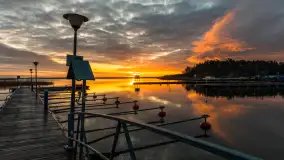 Wschód słońca nad jeziorem Niegocin w Wilkasach, grudzień 2024 r. - zdjęcie 17