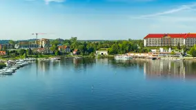 Mikołajki i okoliczne jeziora z drona, wrzesień 2024 r. - zdjęcie 30