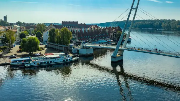 Mikołajki i okoliczne jeziora z drona, wrzesień 2024 r. - zdjęcie 5