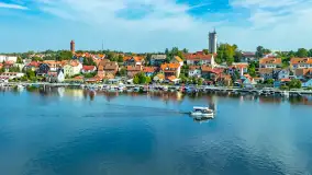 Mikołajki i okoliczne jeziora z drona, wrzesień 2024 r. - zdjęcie 22