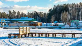 Niedzielne, zimowe popołudnie w Wilkasach nad Niegocinem, luty 2025 r. - zdjęcie 40