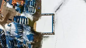 Port Pod Dębem w zimowym śnie i... białej odsłonie, luty 2025 r. - zdjęcie 5