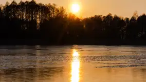 Zachód słońca w porcie Ognisty Ptak, marzec 2025r. - zdjęcie 8