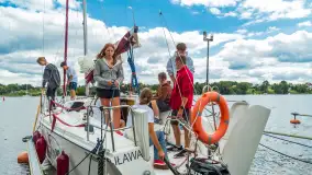 Jeszcze jeden raz nad Jeziorakiem z wizytą w szkole żeglarstwa Ważka - zdjęcie 26