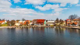 Spacer po Mikołajkach w marcowym słońcu. - zdjęcie 21