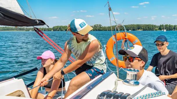 Ekipa Gertisu złapana nad jeziorem Dargin, czerwiec 2024 r.