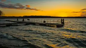 Zachód słońca nad jeziorem Kisajno, widziany z portu COS - zdjęcie 22