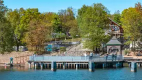 Jezioro Czos, Mrągowo widziane z wody, maj 2025 r. - zdjęcie 24